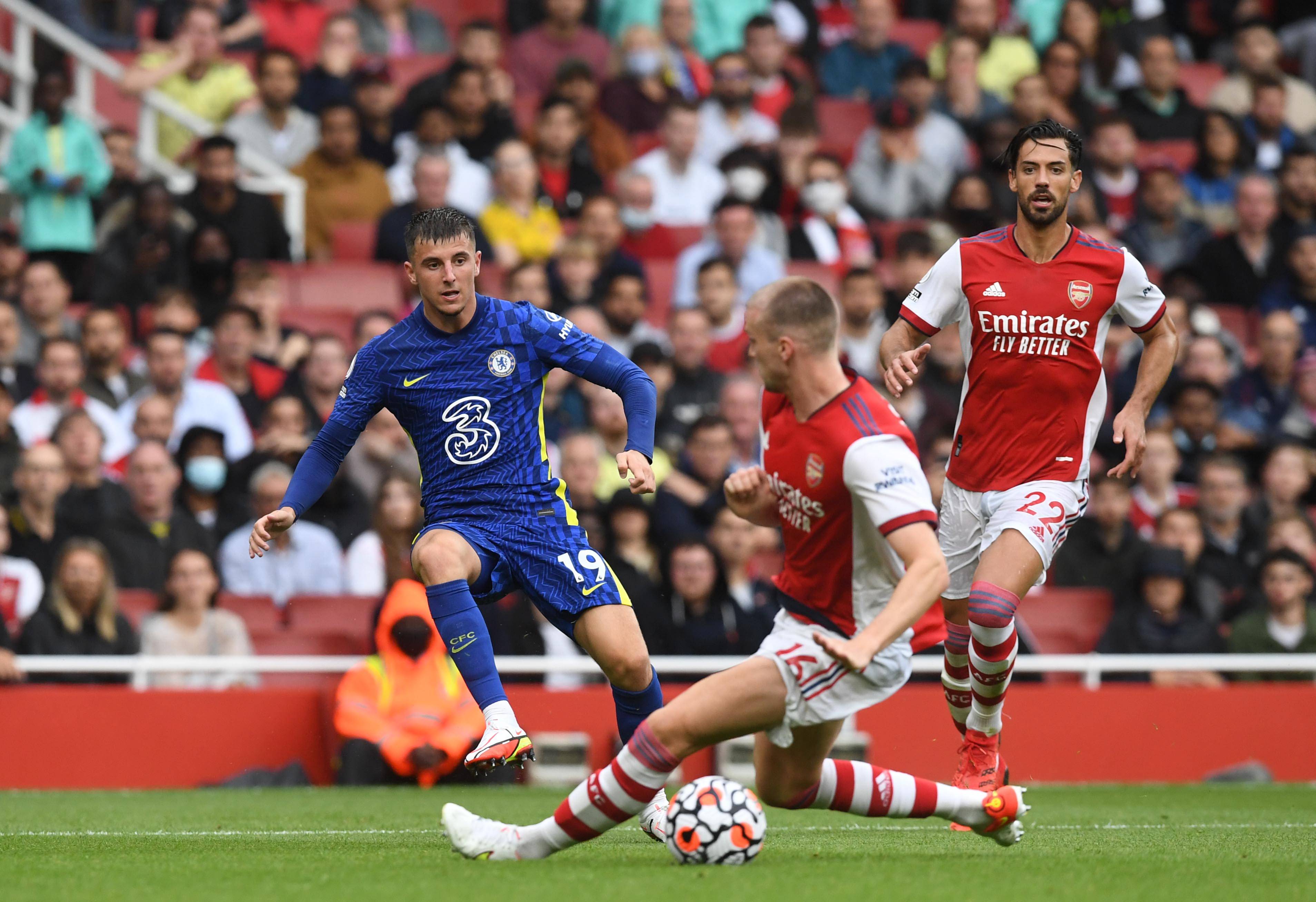 历史交锋与 历史交锋与